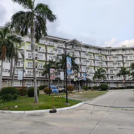 Near Airport, Affordable Coliving Space For Backpackers With Pool, Gym, And More